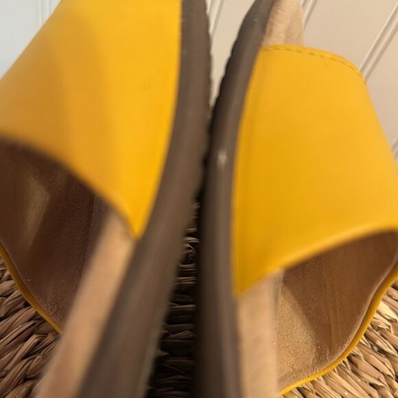 Hotter STD Mustard Yellow Tropic Sandals Women's Strap Flats sz 7.5 us - Picture 6 of 10